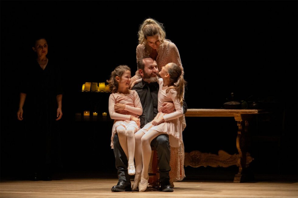 Macbeth Blackout Nautilus