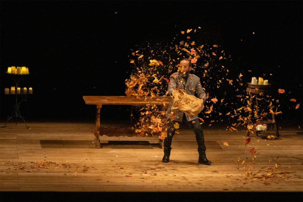 Macbeth Blackout Nautilus